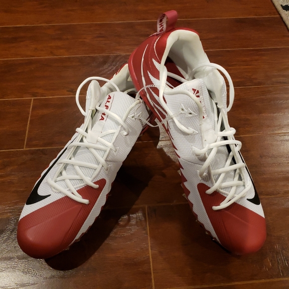 Nike Other - NIKE Alpha Menace Pro Football cleats